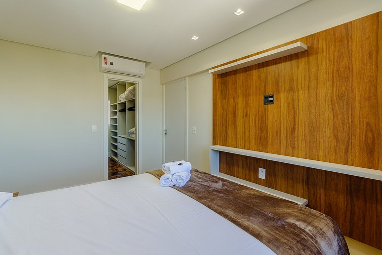 Apartamento com 1 dorm e Linda Vista para o Parcão