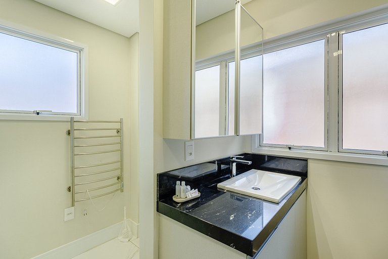 Apartamento com 1 dorm e Linda Vista para o Parcão