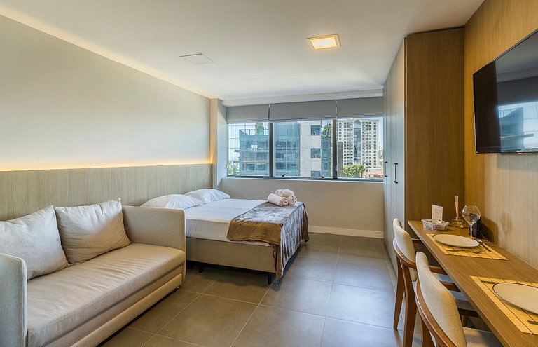 Modern Studio in Prime Location| 1402 Square