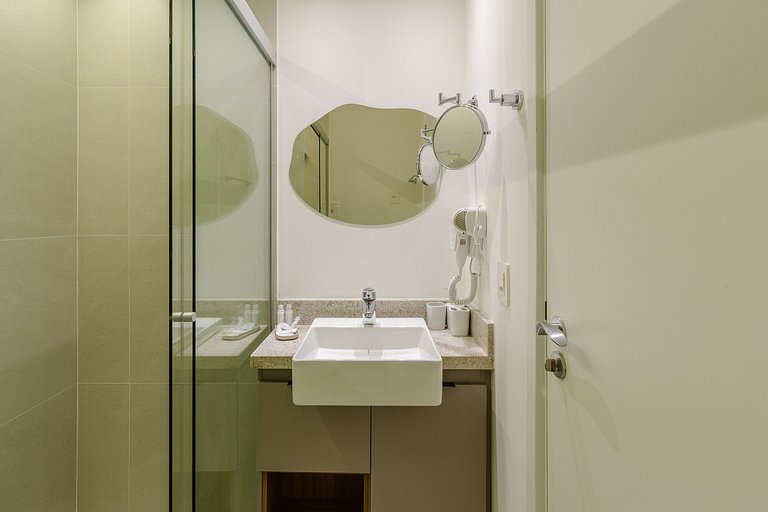 Excelente Studio com Academia e Coworking - 929