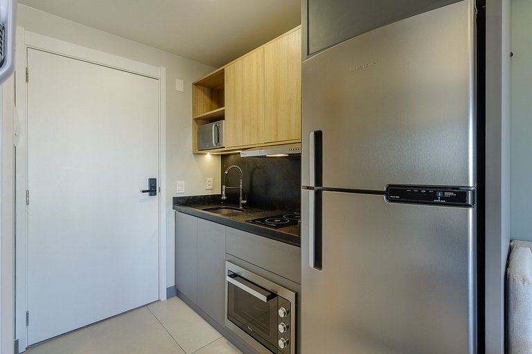 Studio com Vista da Cidade,Piscina e Academia-1301