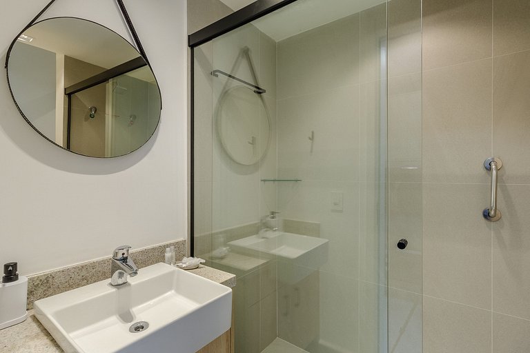 Studio com Vista da Cidade,Piscina e Academia-1301