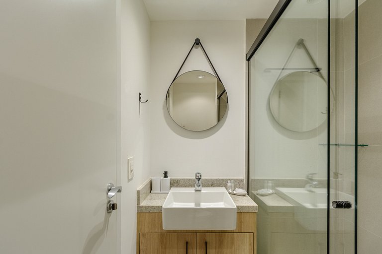 Studio com Vista da Cidade,Piscina e Academia-1301